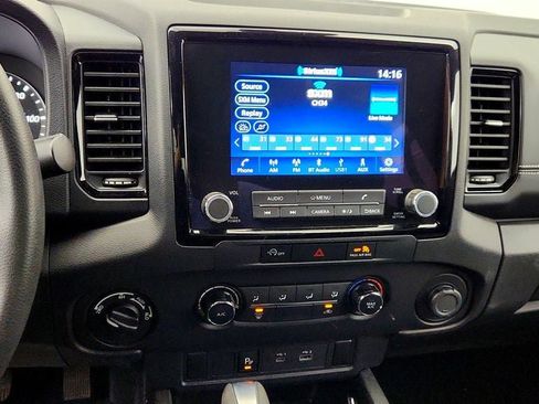 Used 2023 Nissan Frontier SV w/ Midnight Edition Package image 16