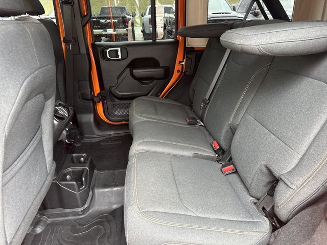 Used 2025 Jeep Wrangler Unlimited Sport AWD/4WD image 6