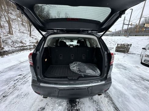 Used 2022 Subaru Ascent Limited w/ Technology Package image 23