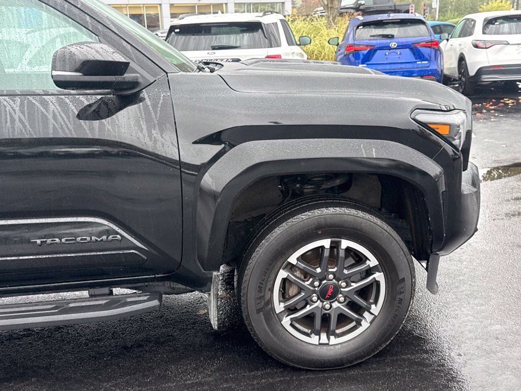 Used 2024 Toyota Tacoma TRD Sport w/ TRD Sport Upgrade Package AWD/4WD image 10