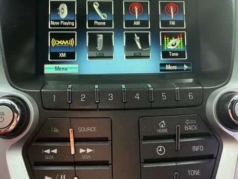 Used 2017 Chevrolet Equinox LS image 20