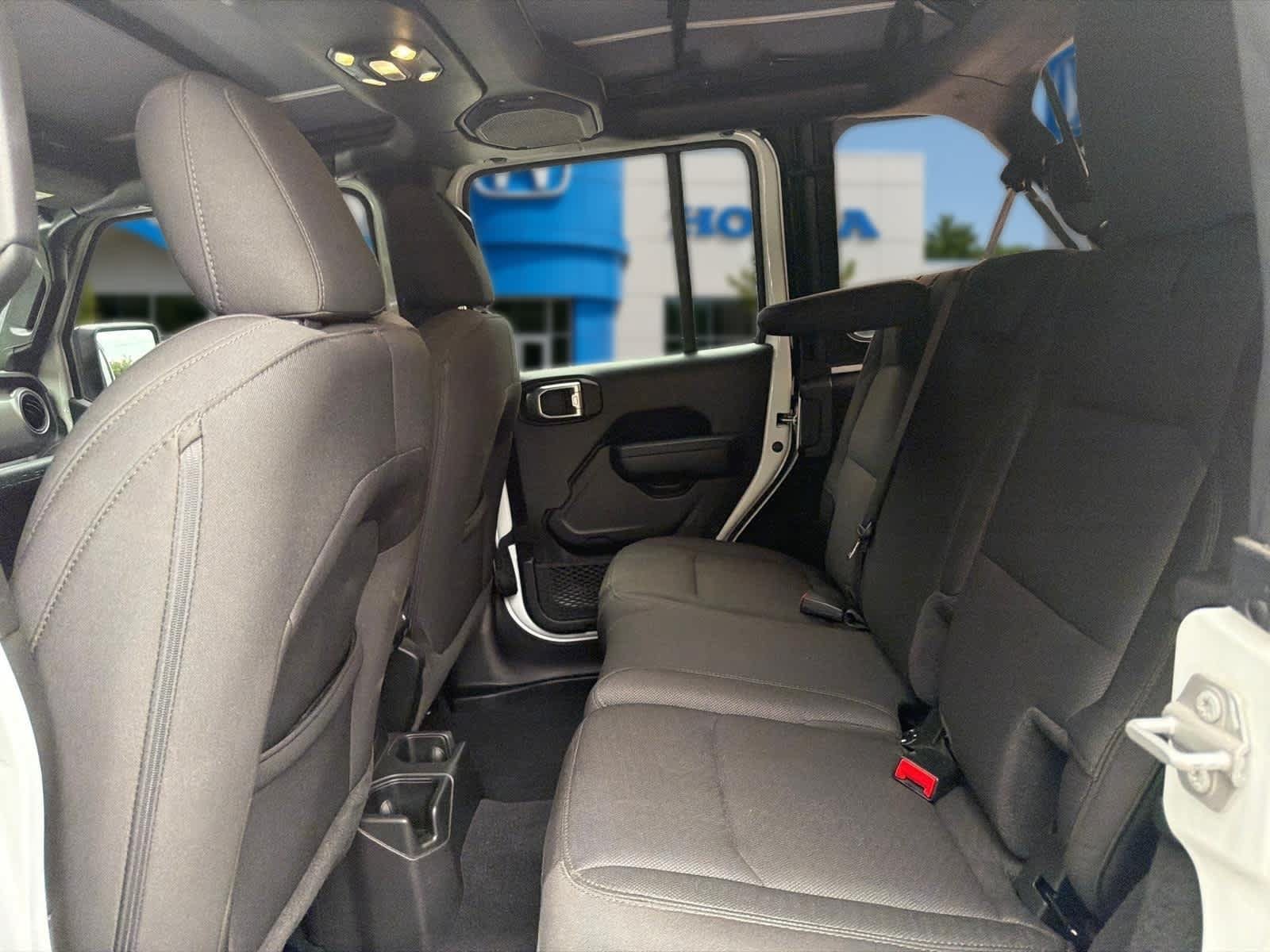 Used 2022 Jeep Wrangler Unlimited Sport AWD/4WD image 27