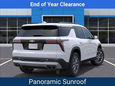New 2025 Chevrolet Traverse LT w/ Sun and Wheel Package image 4