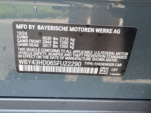 Used 2025 BMW i4 xDrive40i w/ Premium Package image 34