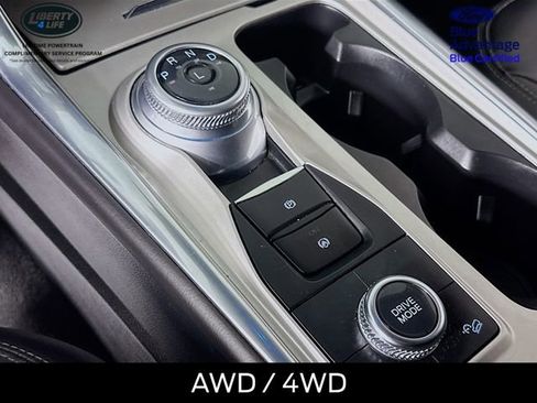 Certified 2022 Ford Explorer XLT w/ Equipment Group 202A image 17