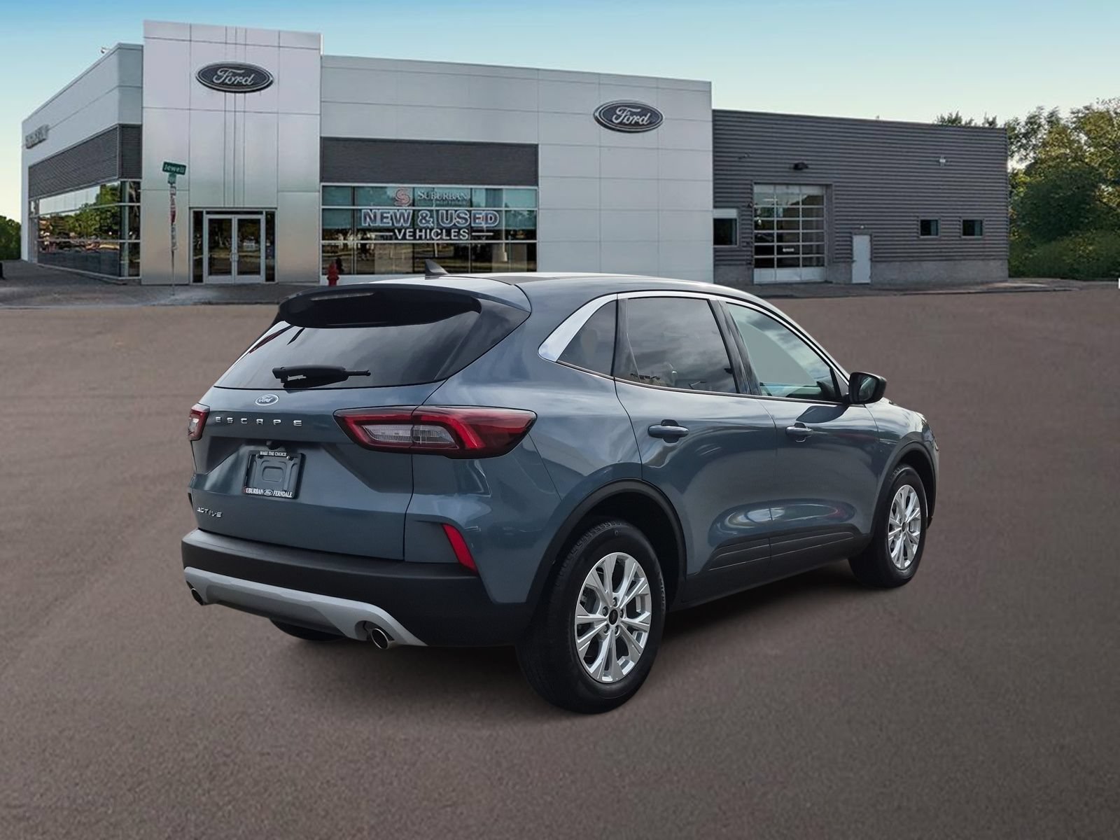 Used 2023 Ford Escape Active w/ Cold Weather Package FWD image 9