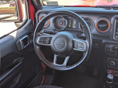 Used 2021 Jeep Gladiator Mojave image 16