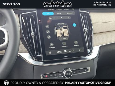 New 2026 Volvo XC90 B6 Ultra w/ Protection Package Premier image 10