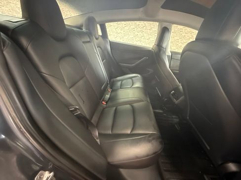 Used 2022 Tesla Model 3 Long Range AWD/4WD image 12