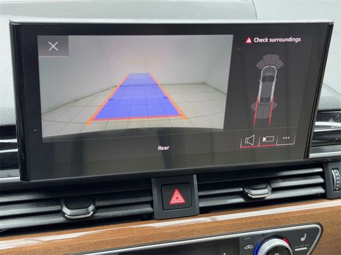 Used 2022 Audi A5 2.0T Premium image 27