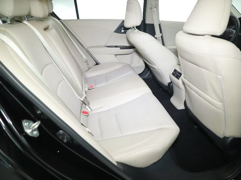 Used 2015 Honda Accord EX-L image 32