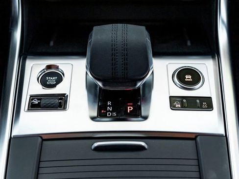 New 2024 Jaguar XF R-Dynamic SE image 21