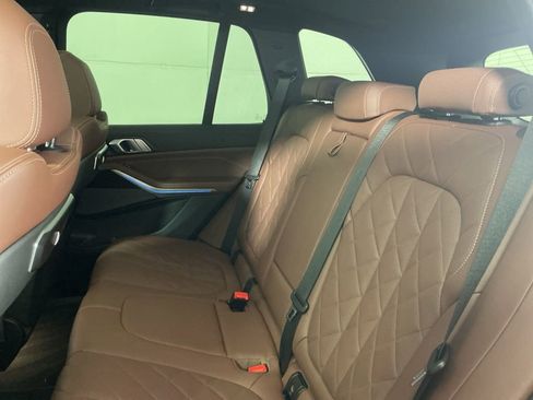 Certified 2025 BMW X5 xDrive50e w/ Premium Package image 27