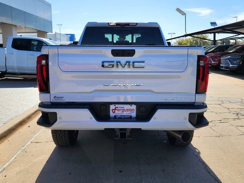 New 2026 GMC Sierra 2500 Denali Ultimate image 4