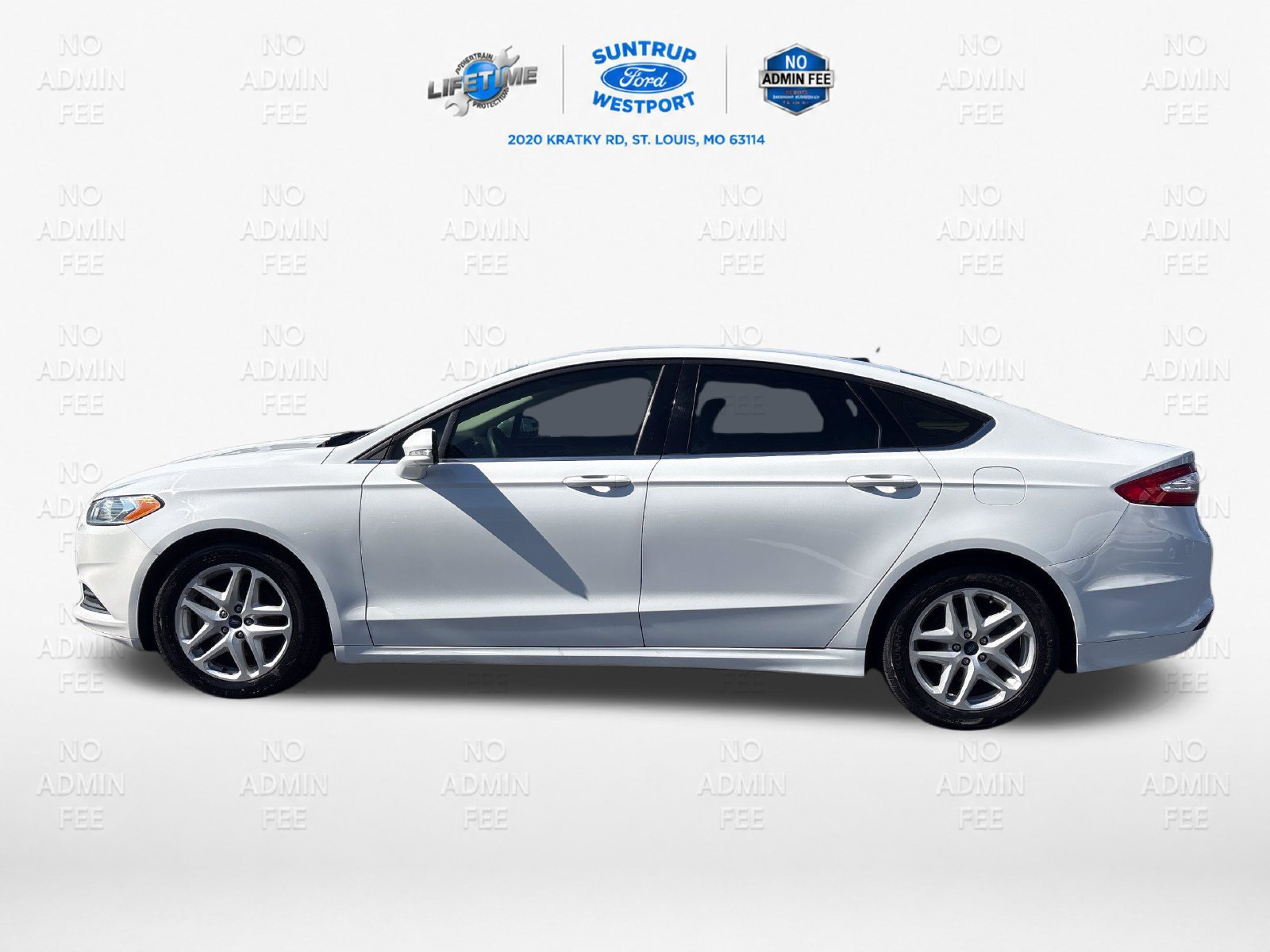 Used 2015 Ford Fusion SE FWD image 2