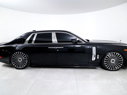 Used 2018 Rolls-Royce Phantom Sedan image 10