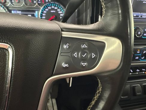 Used 2018 GMC Sierra 1500 SLT AWD/4WD image 21
