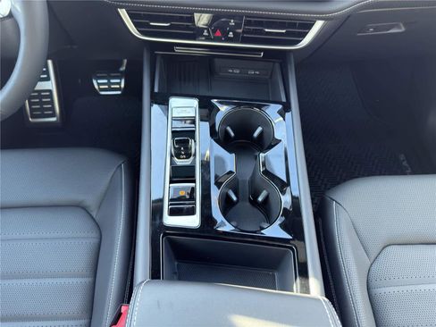 New 2026 Volkswagen Atlas Cross Sport SEL R-Line AWD/4WD image 13