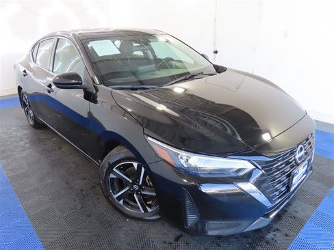 Used 2024 Nissan Sentra SV image 5