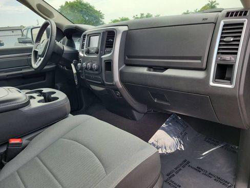 Used 2024 RAM 1500 Classic SLT AWD/4WD image 11