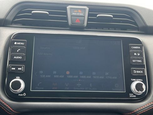 New 2025 Nissan Versa SR FWD image 10