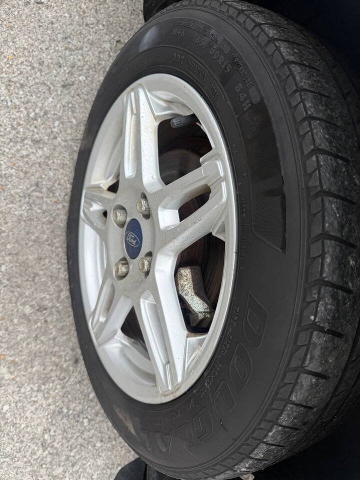 Used 2018 Ford Fiesta SE FWD image 32