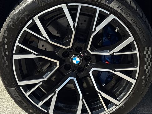 Used 2025 BMW X6 M Competition w/ Executive Package image 13
