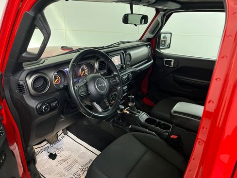 Used 2018 Jeep Wrangler Unlimited Sport S image 24