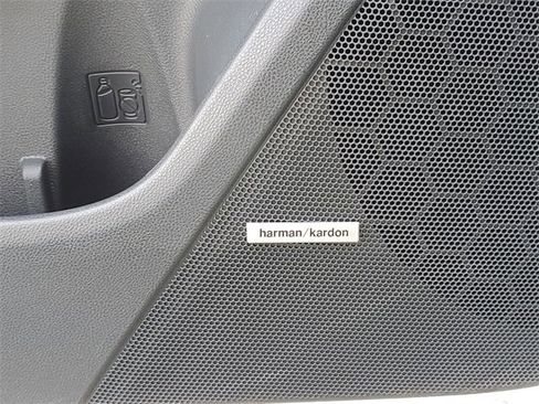 New 2025 Subaru Crosstrek 2.5i Limited w/ Crosstrek Mirror Package image 16