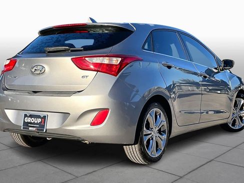 Used 2013 Hyundai Elantra GT w/ Touch & Go Pkg image 12