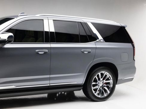 Used 2021 Cadillac Escalade Premium Luxury Platinum w/ LPO, Radiant Package image 29