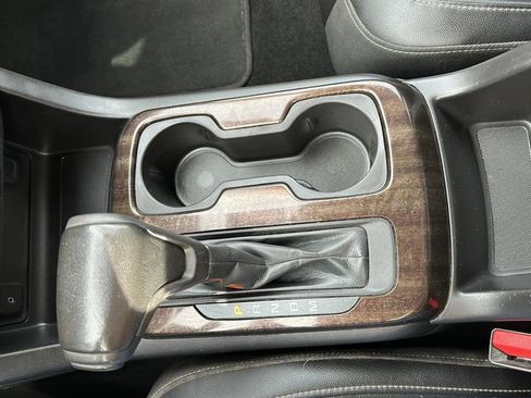 Used 2015 GMC Canyon SLT w/ Driver Alert Package image 21