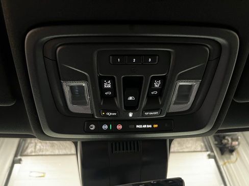 New 2026 Chevrolet Silverado 1500 High Country w/ Technology Package AWD/4WD image 26