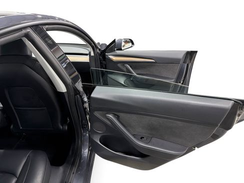 Certified 2023 Tesla Model 3 Standard Range RWD image 12