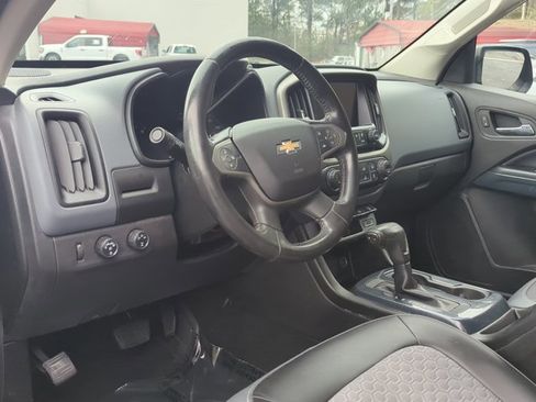 Used 2016 Chevrolet Colorado Z71 image 9