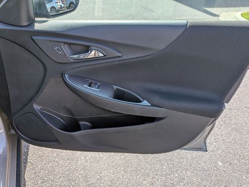 Used 2024 Chevrolet Malibu LT image 32