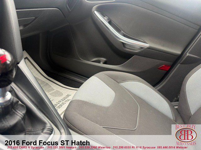 Used 2016 Ford Focus ST FWD image 17