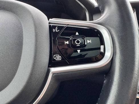 Used 2018 Volvo S90 T6 Inscription w/ Convenience Package image 33