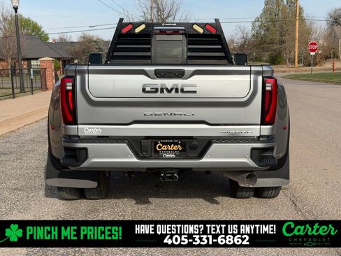 Used 2024 GMC Sierra 3500 Denali Ultimate image 9
