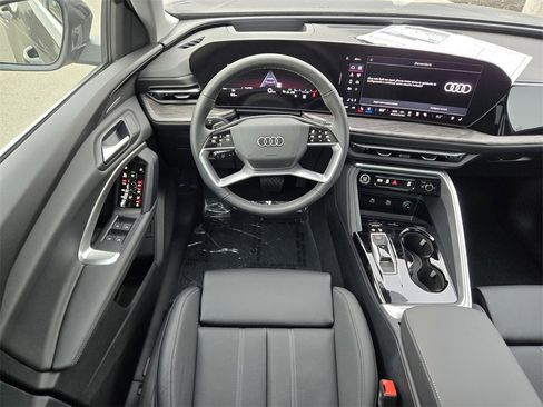 New 2025 Audi Q5 Premium Plus image 13