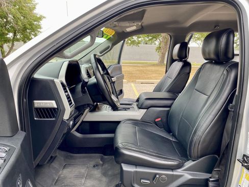 Used 2017 Ford F150 Lariat image 2