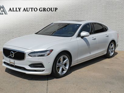 Used 2017 Volvo S90 T5 Momentum w/ Vision Package