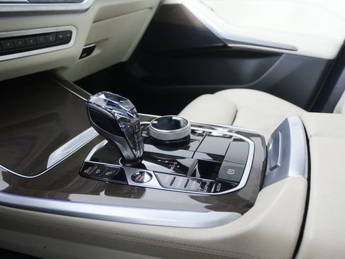 Certified 2022 BMW X5 sDrive40i w/ M Sport Package image 27