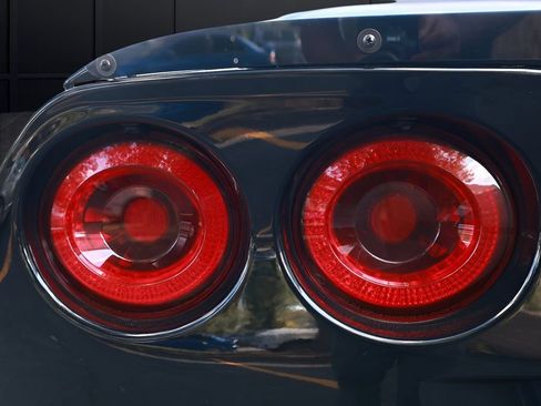 Used 2008 Chevrolet Corvette Coupe RWD image 10