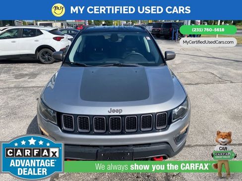Used 2019 Jeep Compass Trailhawk w/ Leather Interior Group AWD/4WD image 2
