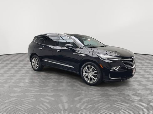 Used 2023 Buick Enclave Essence w/ Experience Buick Package AWD/4WD image 40