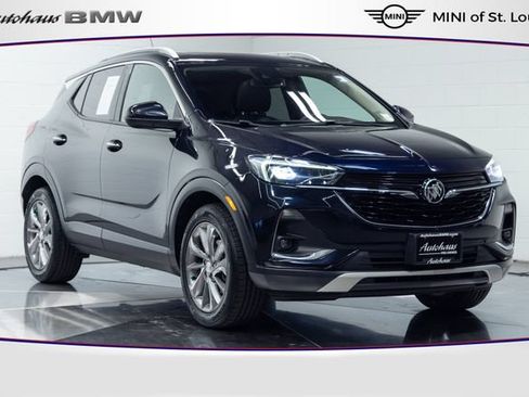 Used 2020 Buick Encore GX Essence w/ Experience Buick Package FWD image 1