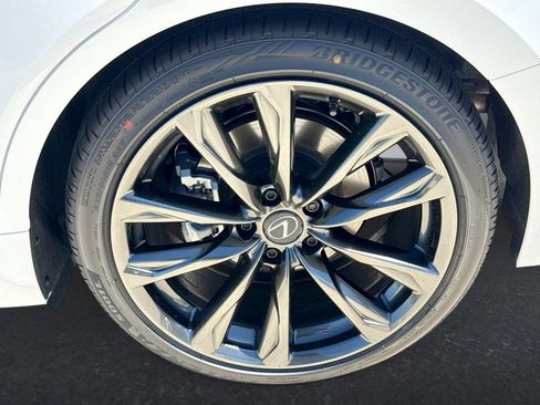 Used 2025 Lexus IS 350 F Sport RWD image 31