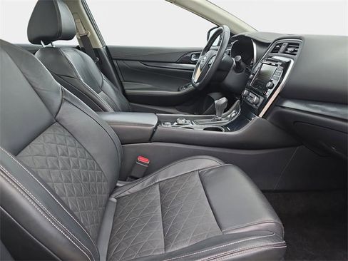 Used 2019 Nissan Maxima Platinum w/ Sport Mat Group image 12