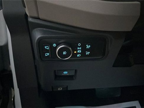 Used 2022 Ford Bronco Wildtrak image 16